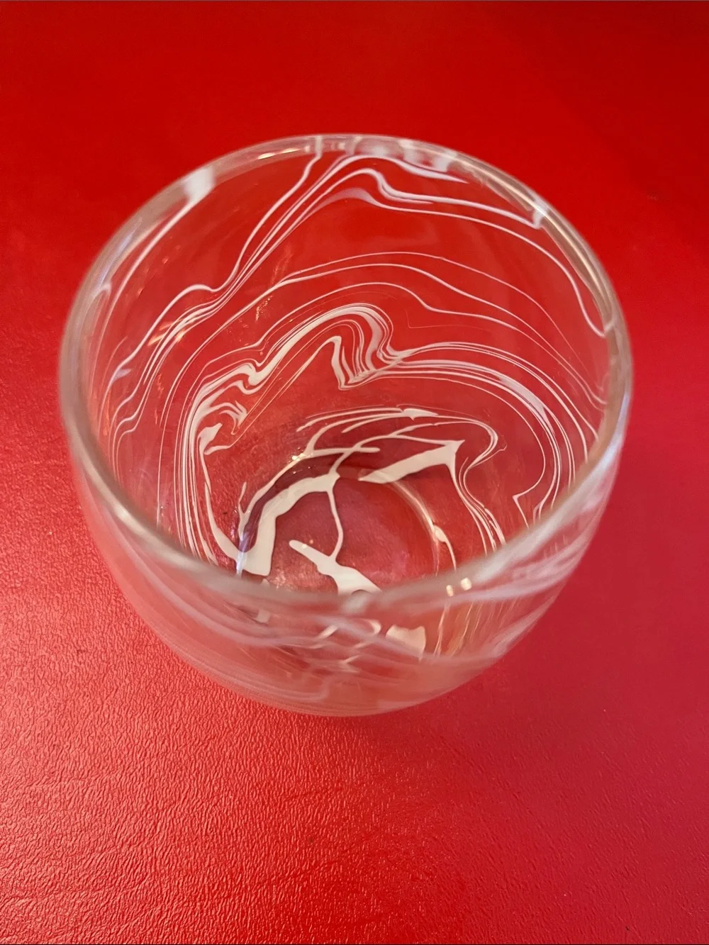 Juliska Marbled Stemless Wine Glass - light pink Swirl